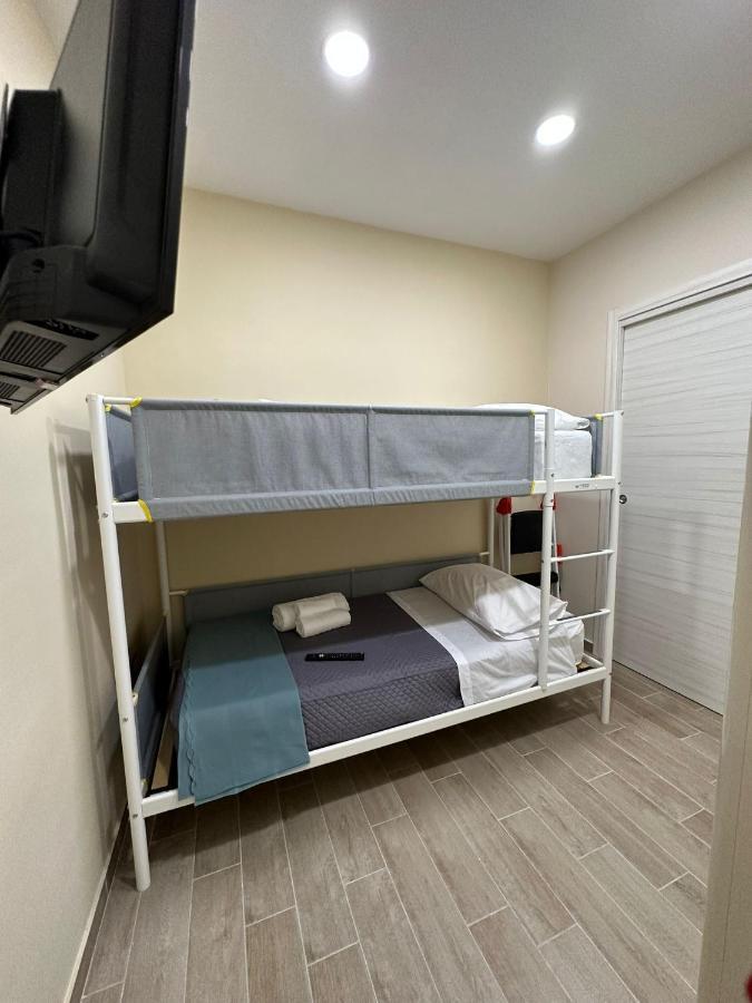 Bed and Breakfast Napoli Centro - La Casa Di Cate Экстерьер фото