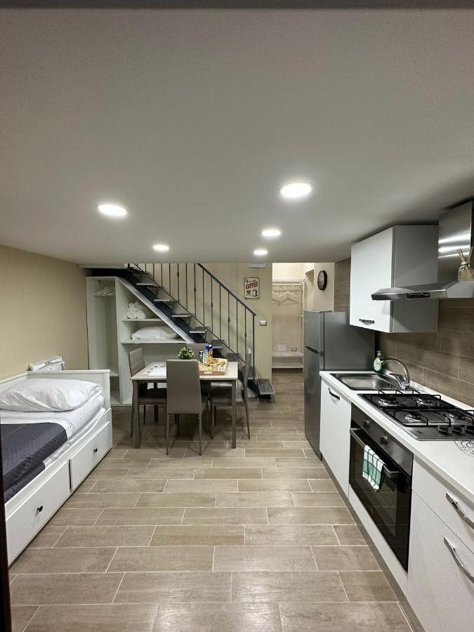 Bed and Breakfast Napoli Centro - La Casa Di Cate Экстерьер фото